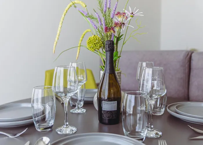 Apartment Mercury Elegant By Buena Vista