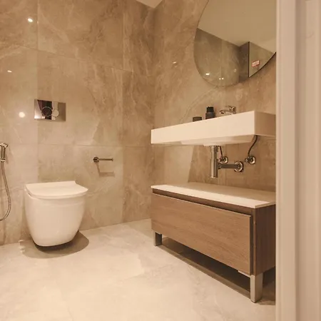 Apartment Mercury Elegant By Buena Vista *