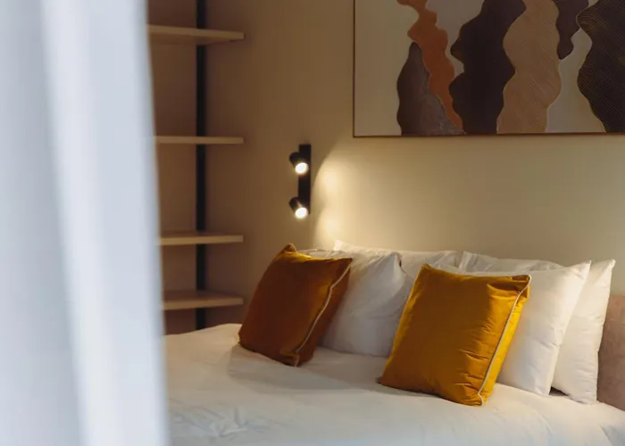 Mercury Elegant By Buena Vista * St. Julian's